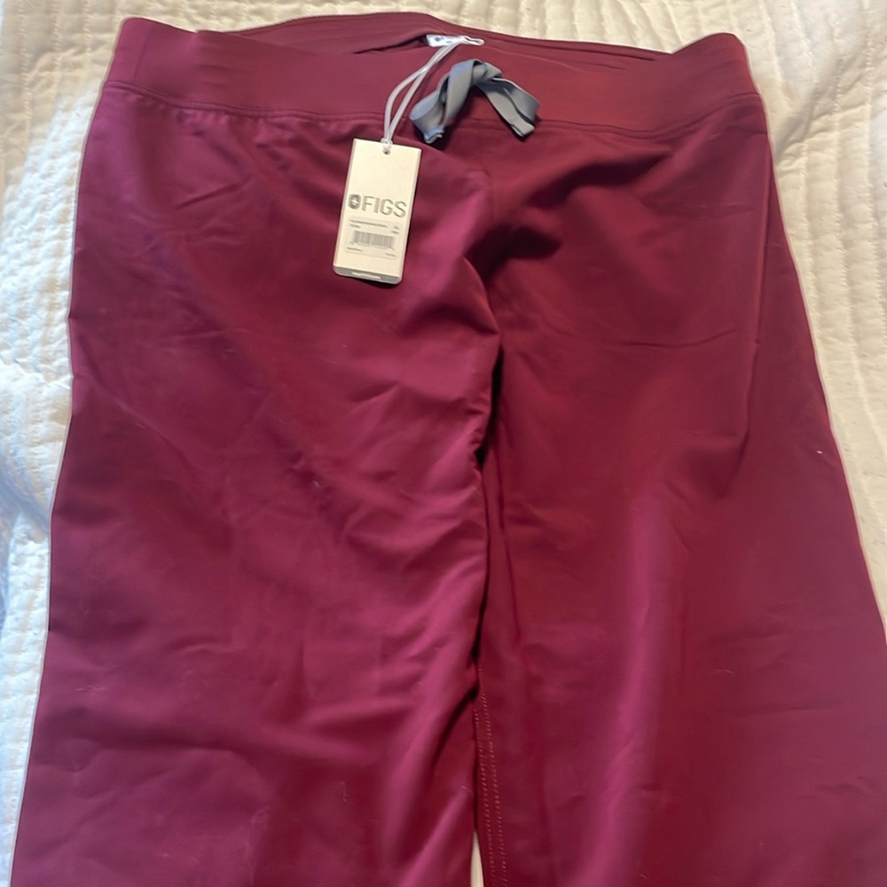 FIGS High-waisted Scrub Pants